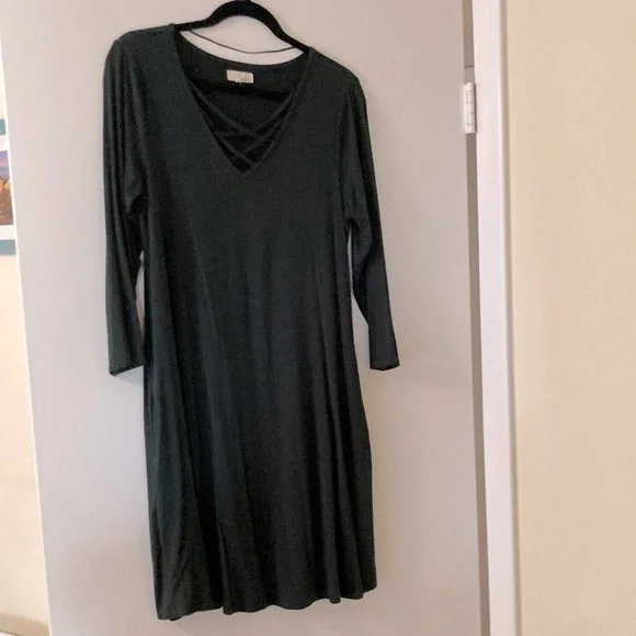 Cupio | Dresses | Hunter Green Dress With Pockets | Poshmark